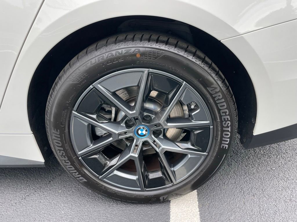 Used 2023 BMW i4 eDrive40 w/ Premium Package RWD image 44
