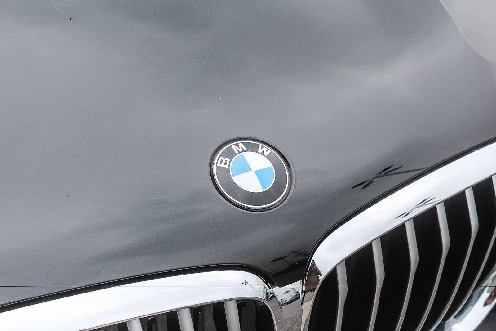 Used 2022 BMW X5 sDrive40i w/ Premium Package RWD image 11