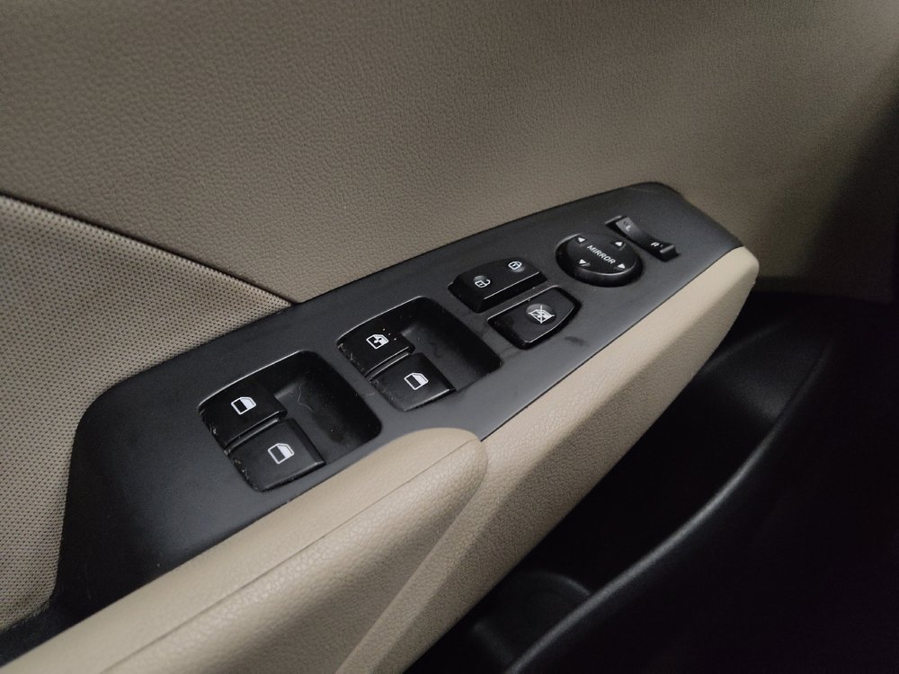 Used 2019 Hyundai Accent SEL FWD image 27