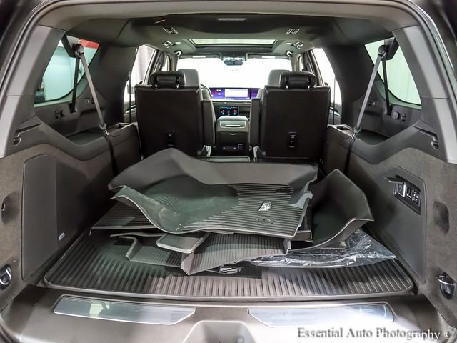 Certified 2026 Cadillac Escalade ESV Sport w/ LPO, ONYX Package AWD/4WD image 26