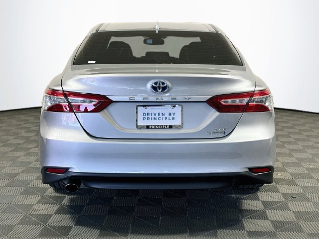 Certified 2020 Toyota Camry XLE FWD image 7