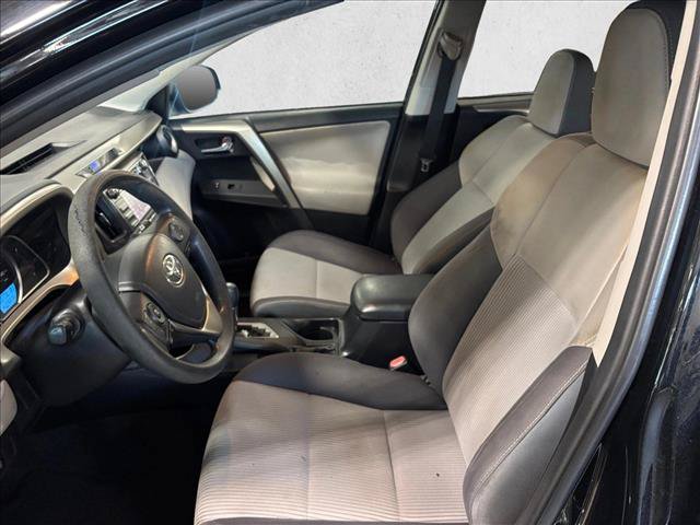 Used 2015 Toyota RAV4 XLE FWD image 10