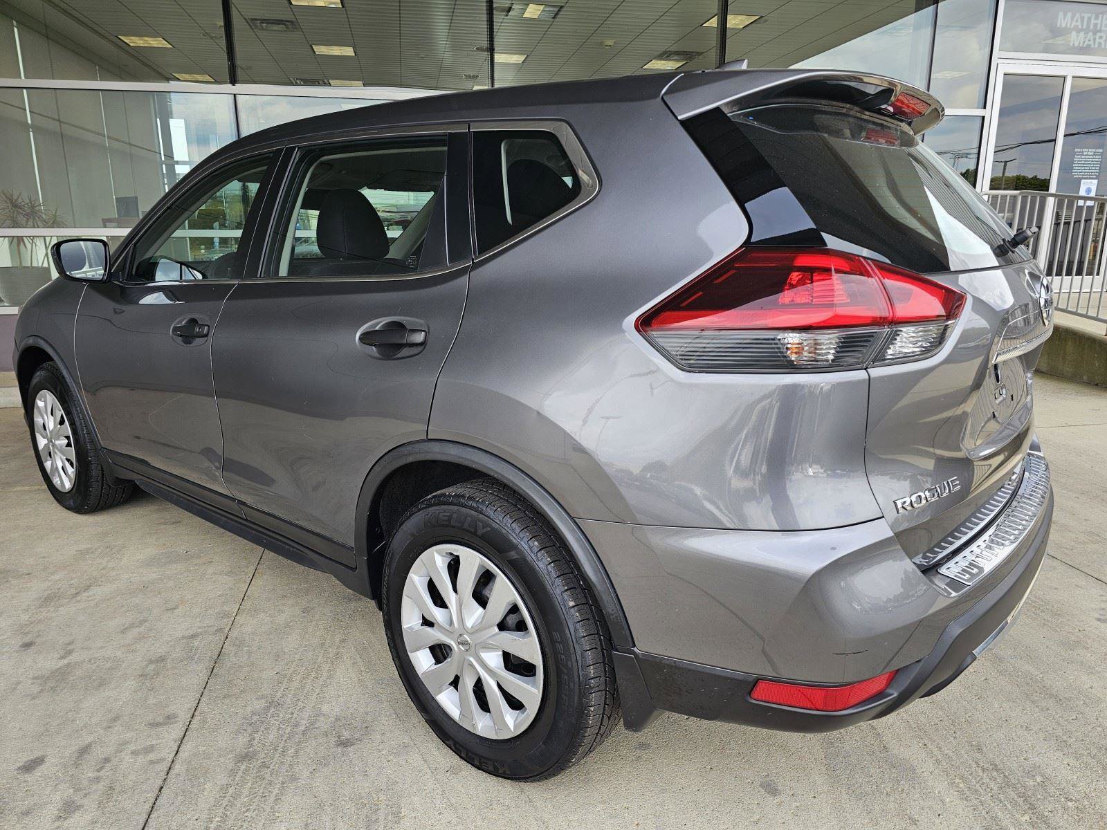 Used 2020 Nissan Rogue S image 3