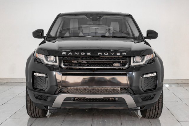 Used 2017 Land Rover Range Rover Evoque SE Premium image 3