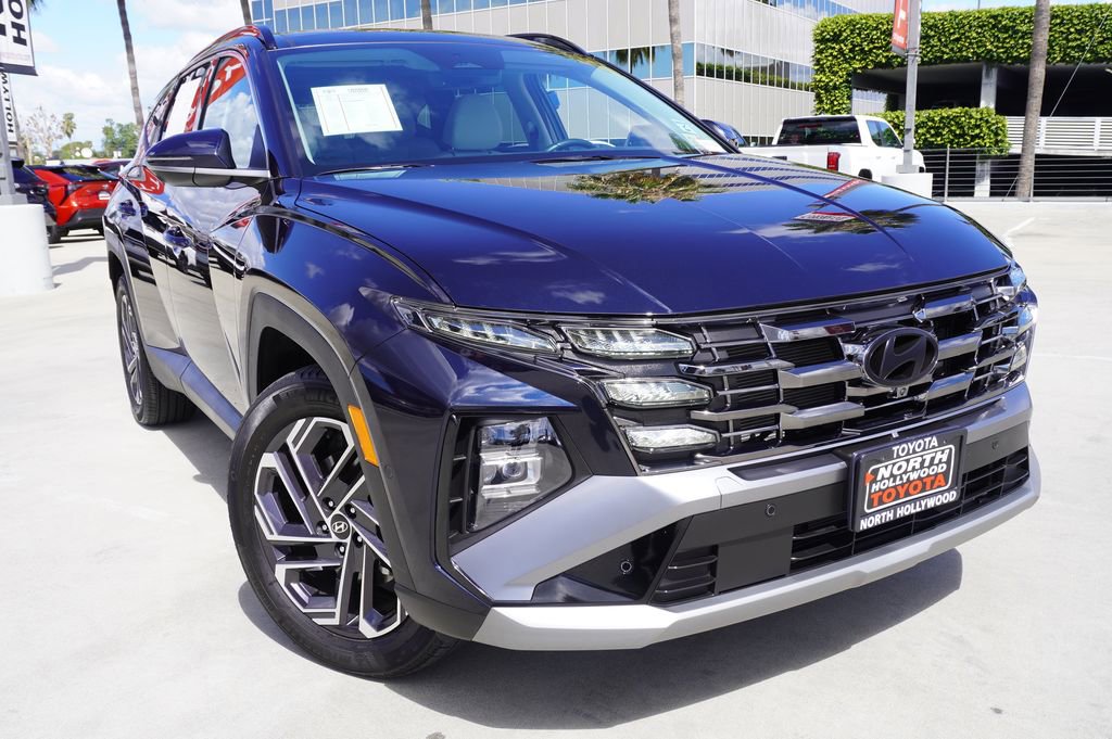 Used 2025 Hyundai Tucson Limited image 2