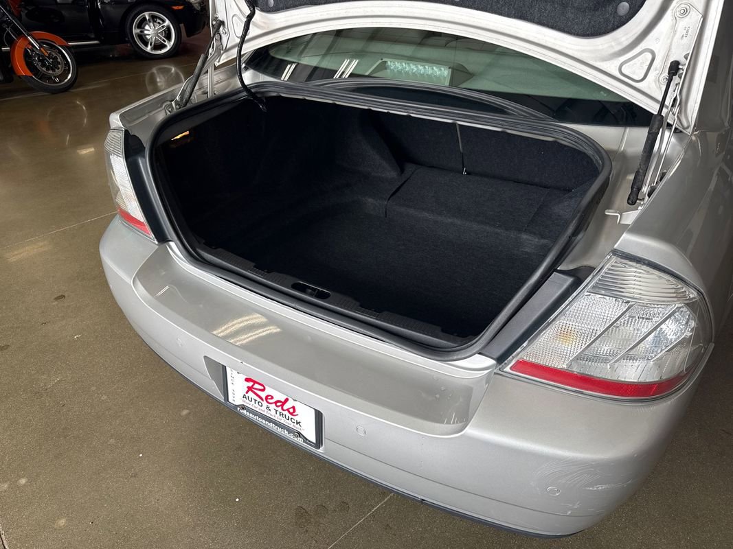 Used 2008 Mercury Sable AWD Sedan image 92