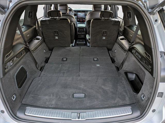 Used 2021 Jeep Grand Cherokee L Overland w/ Advanced Protech Group III image 6