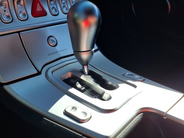 Used 2006 Chrysler Crossfire Limited RWD image 13