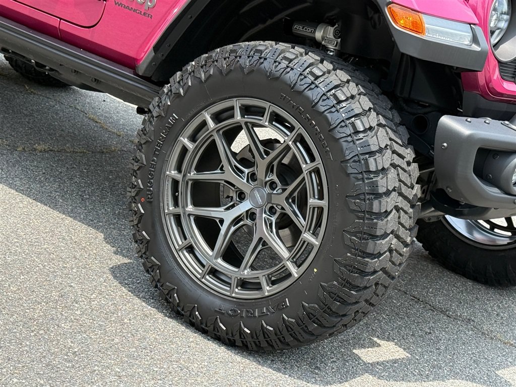 Used 2024 Jeep Wrangler Unlimited Rubicon 392 AWD/4WD image 27