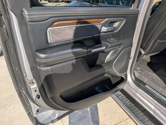 Used 2020 RAM 1500 Laramie AWD/4WD image 24