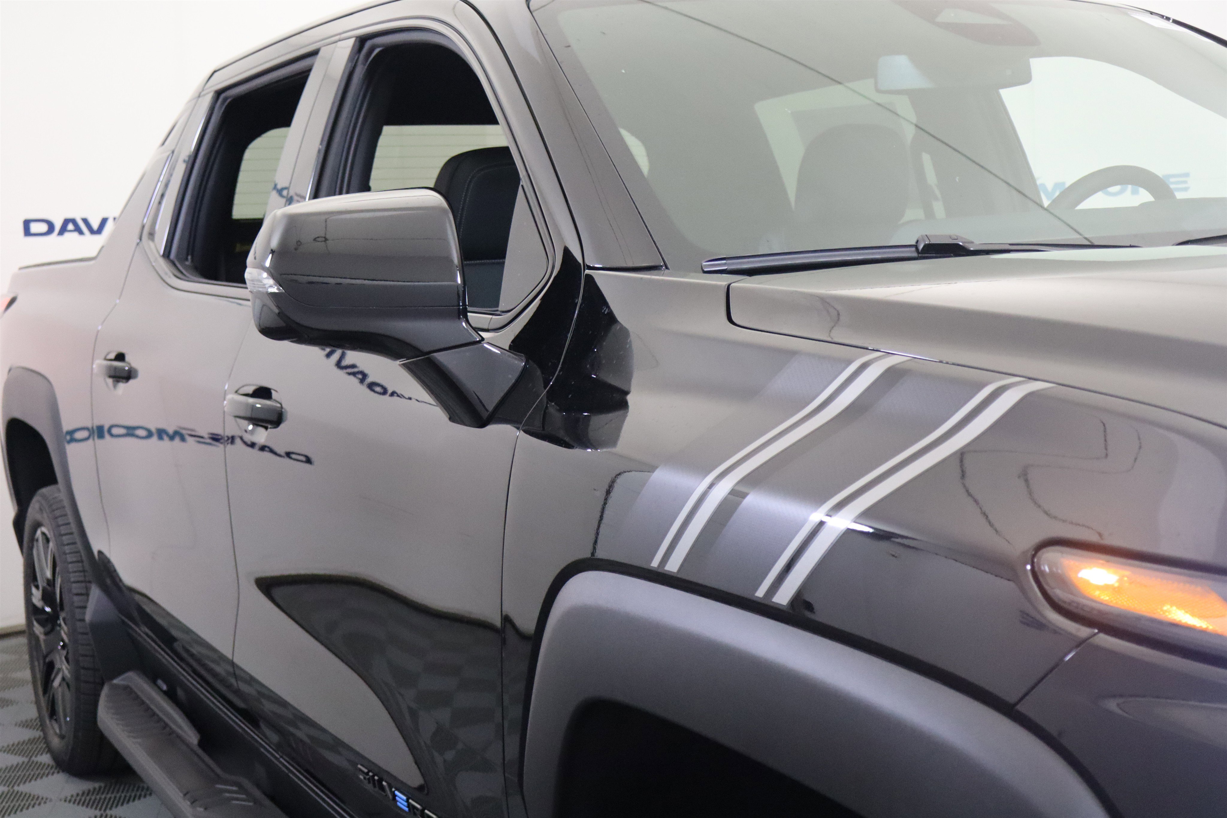 New 2026 Chevrolet Silverado EV LT image 3