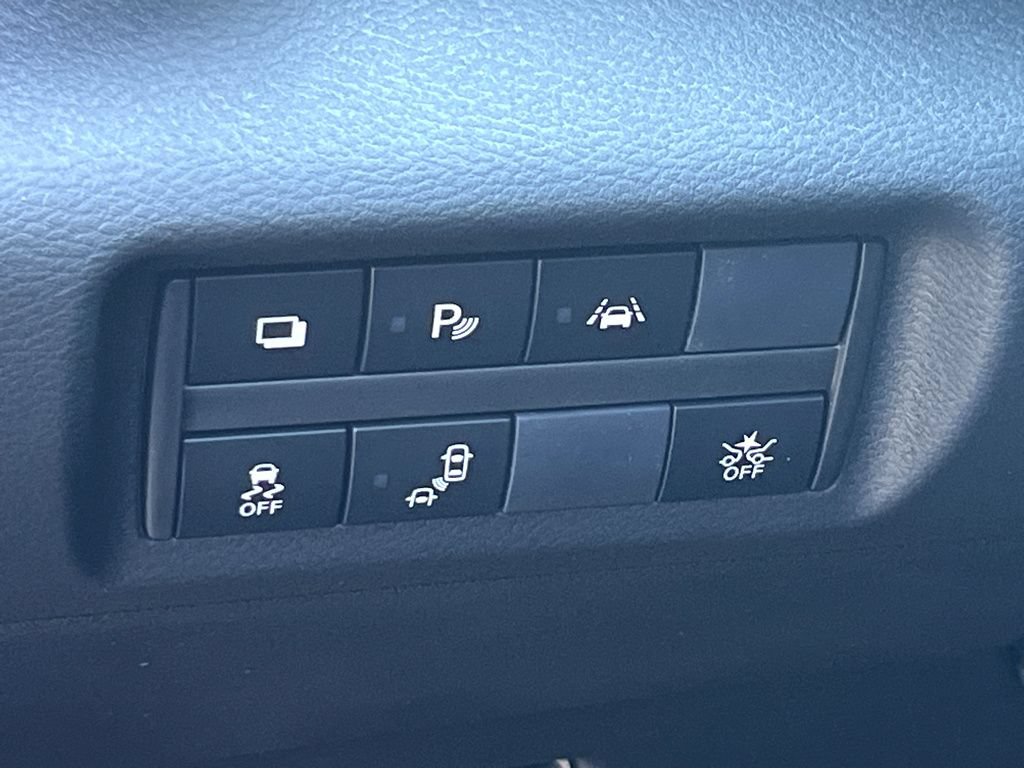 Certified 2023 Nissan Kicks SV FWD image 20