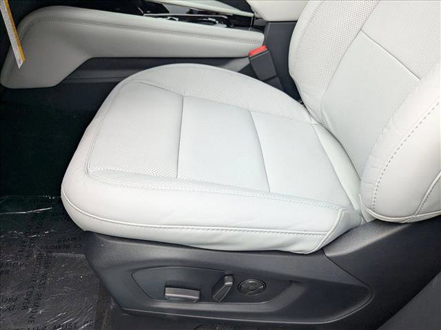 New 2026 Ford Explorer Platinum w/ LUX Leather Package image 4