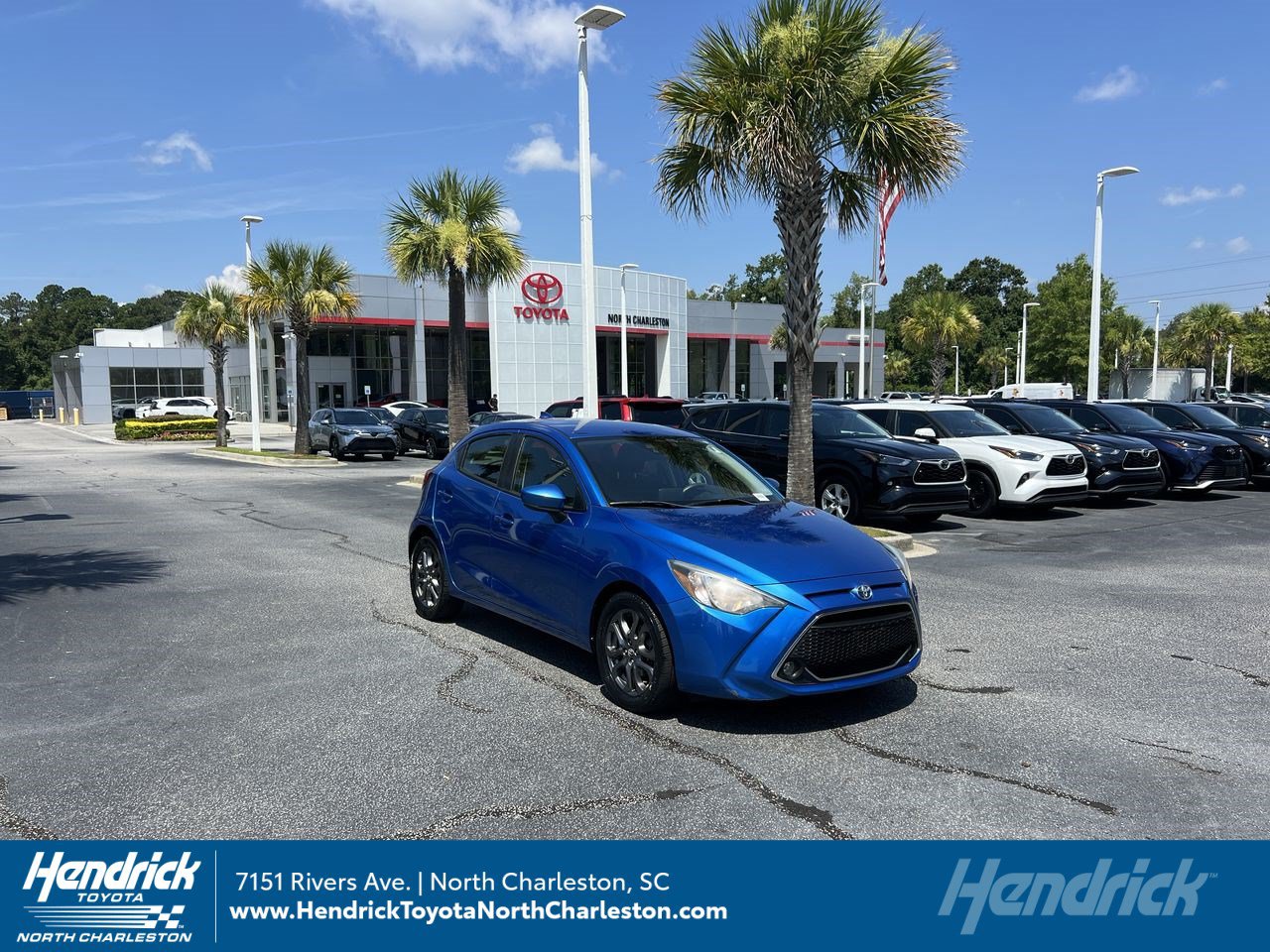 Used 2020 Toyota Yaris LE FWD video 1