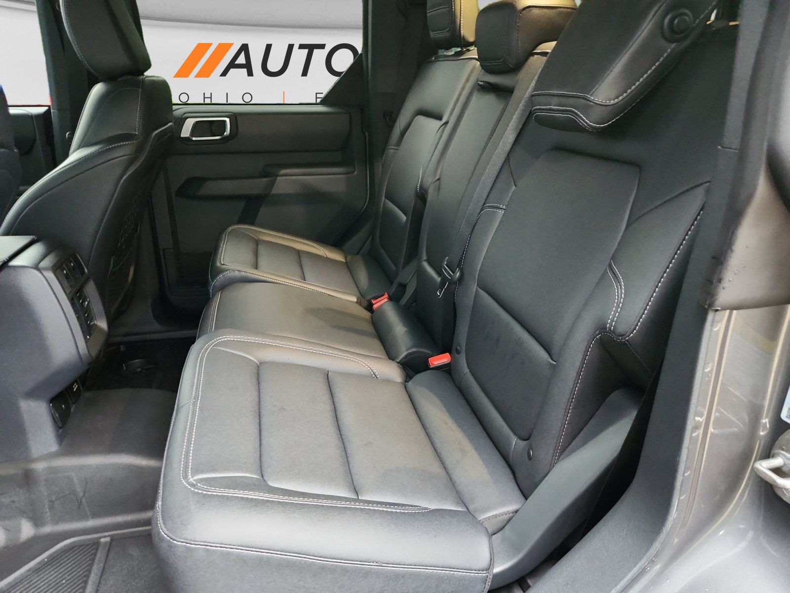 Used 2025 Ford Bronco Big Bend w/ Black Diamond Package AWD/4WD image 14