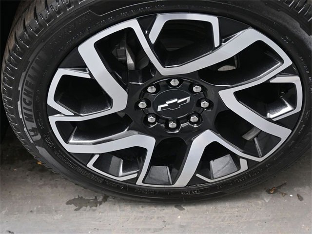 Certified 2024 Chevrolet Silverado EV RST image 28