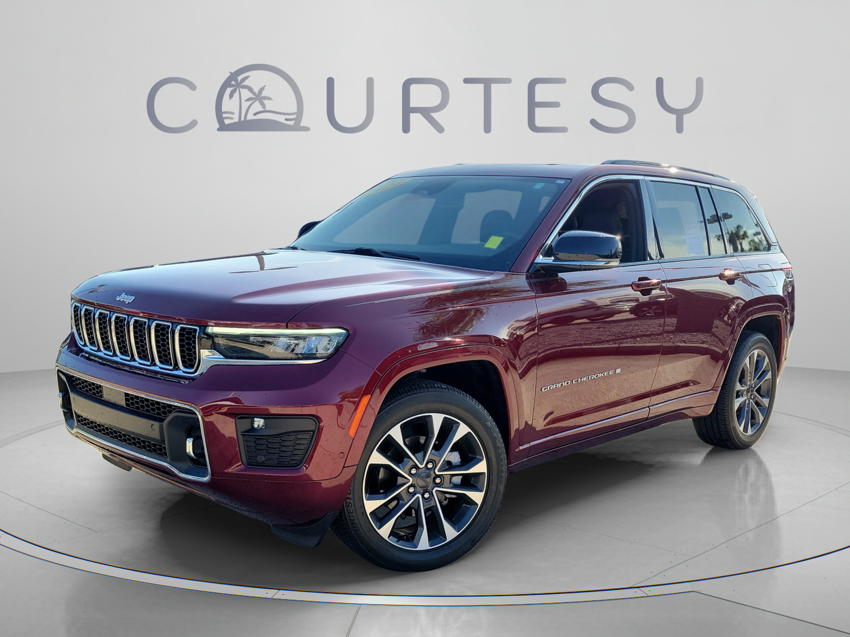 Used 2024 Jeep Grand Cherokee Overland w/ Trailer Tow Package