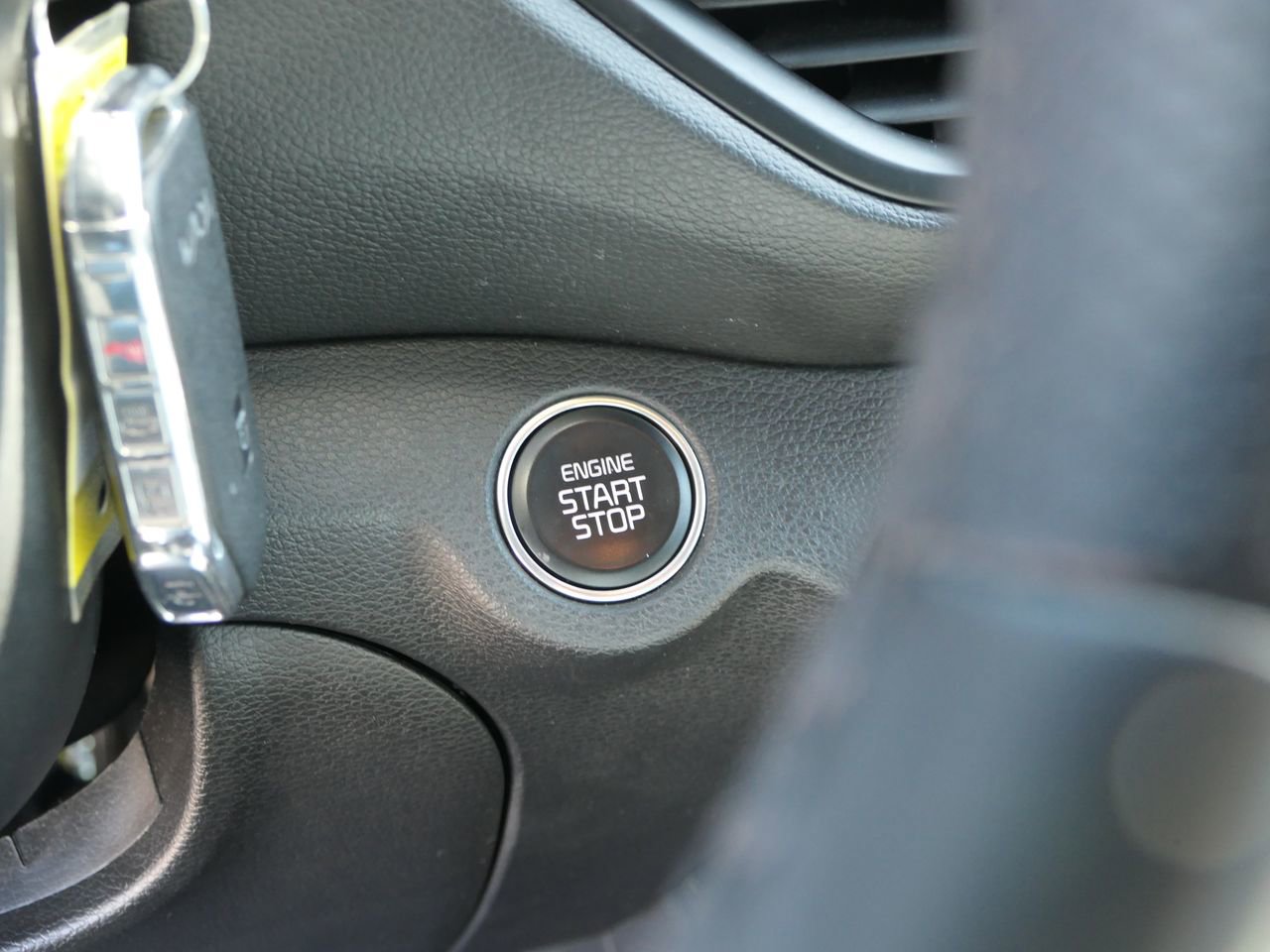 Used 2023 Kia Forte GT-Line w/ GT-Line Technology Package image 17