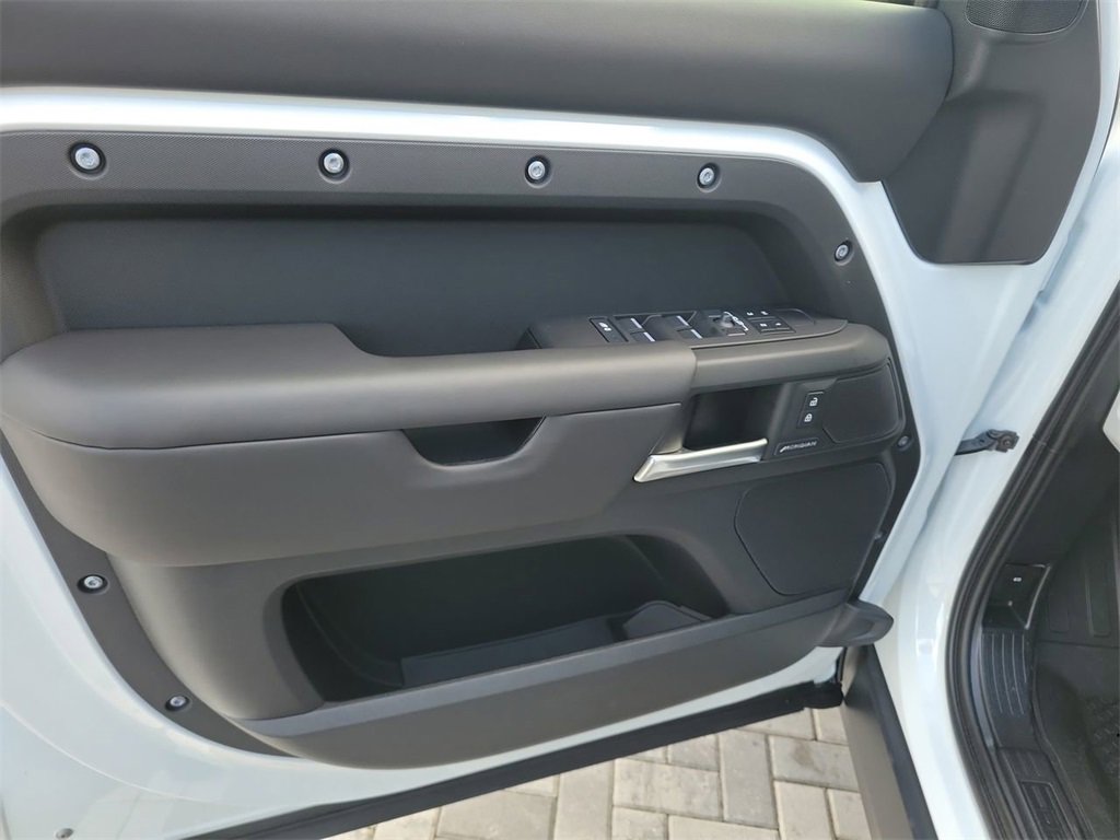 New 2026 Land Rover Defender 110 S image 22