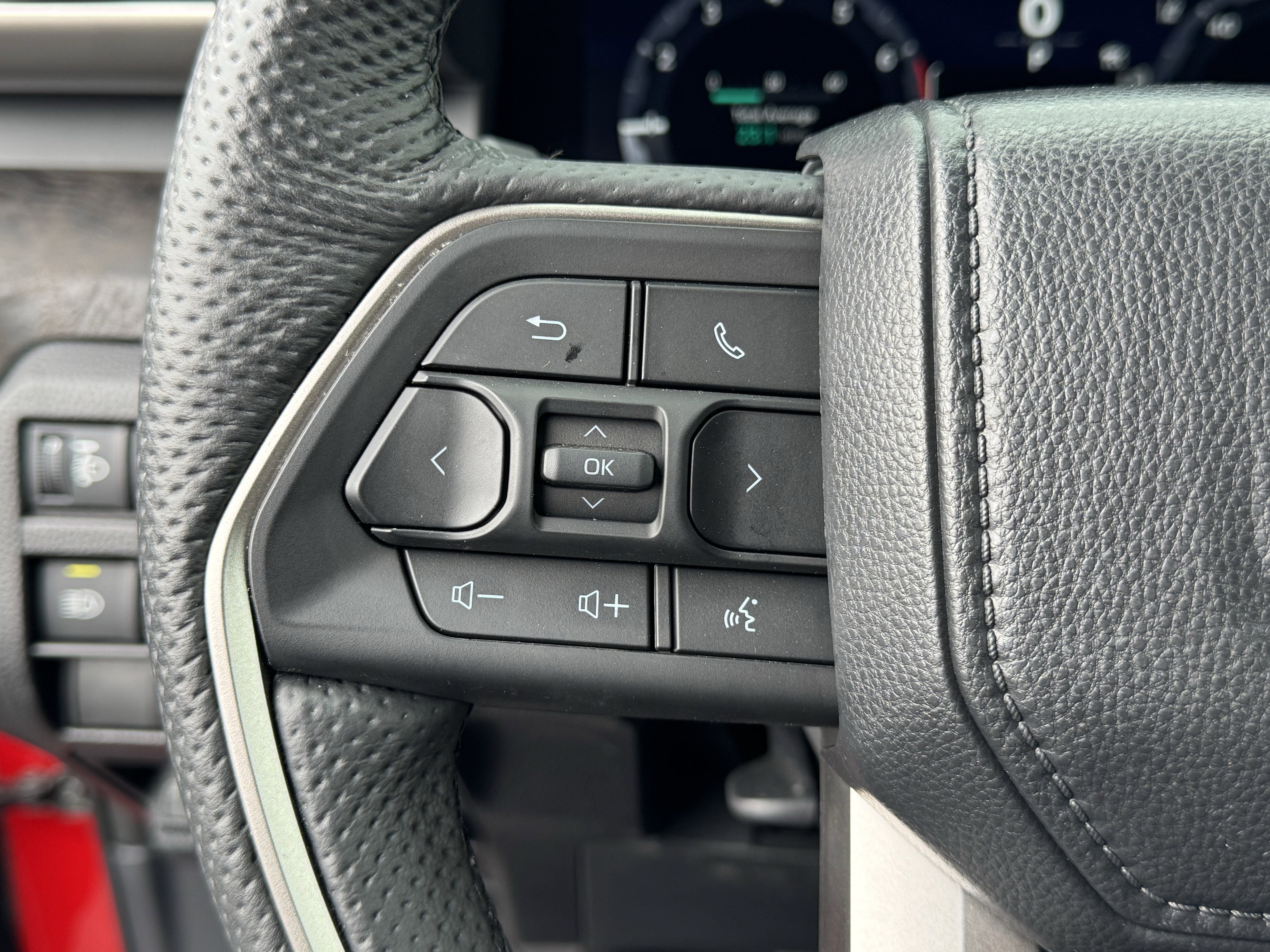 Used 2024 Toyota Tacoma Limited image 27