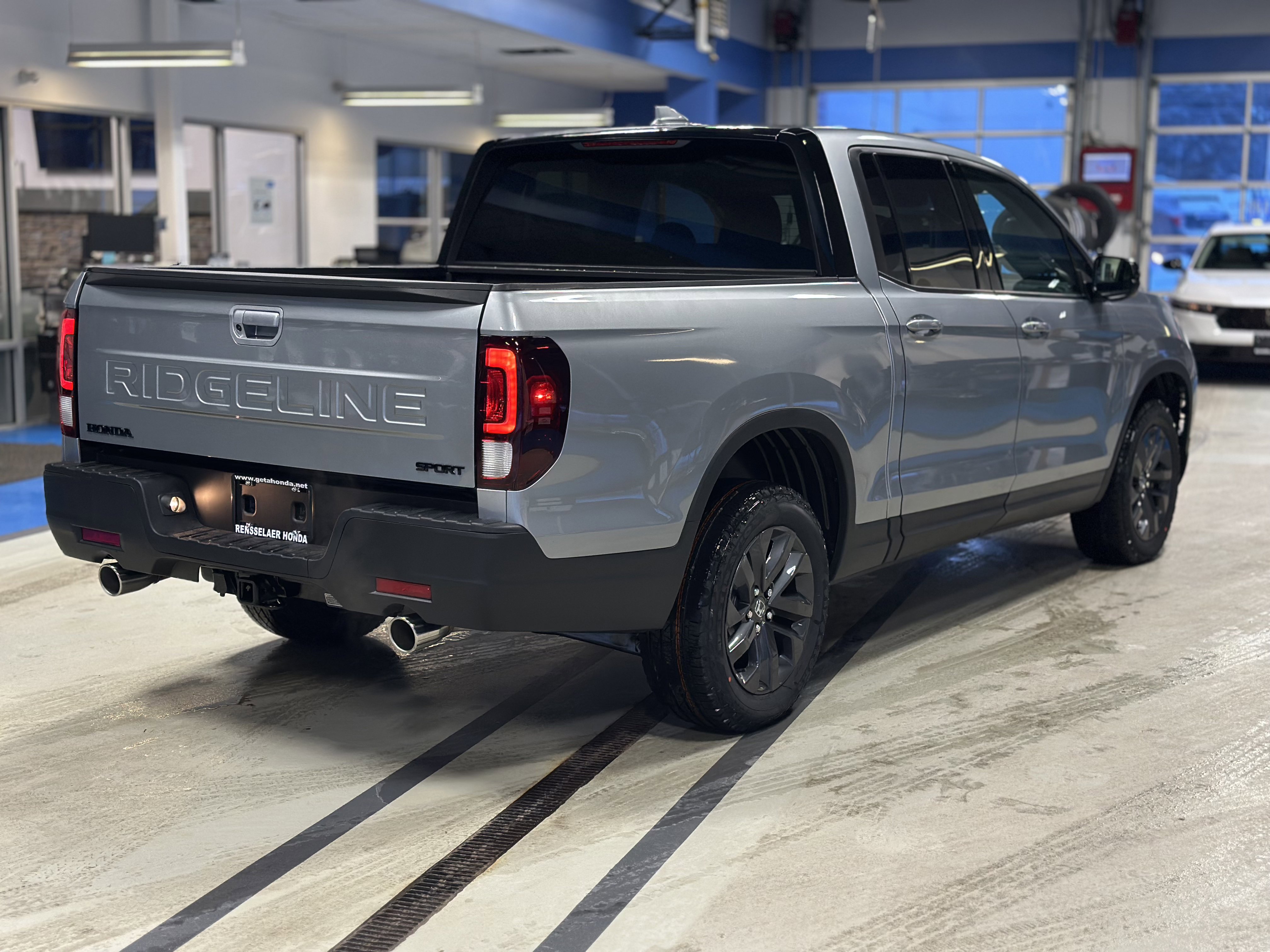 New 2026 Honda Ridgeline Sport image 4