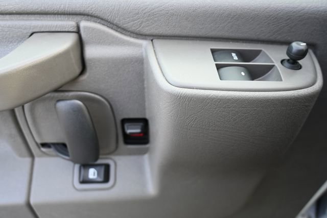 Used 2024 Chevrolet Express 2500 w/ Driver Convenience Package image 11