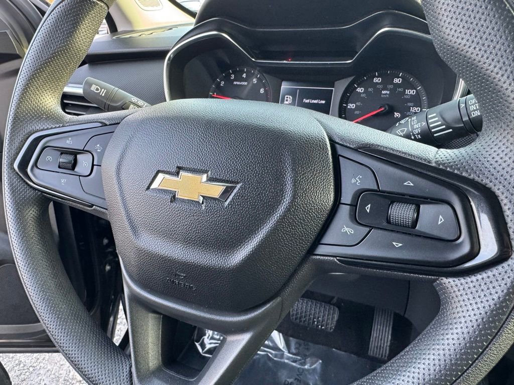 Used 2023 Chevrolet TrailBlazer LT w/ Convenience Package image 29