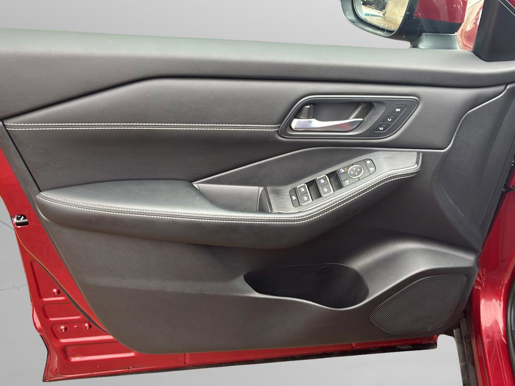 Used 2024 Nissan Rogue SL w/ SL Premium Package image 20