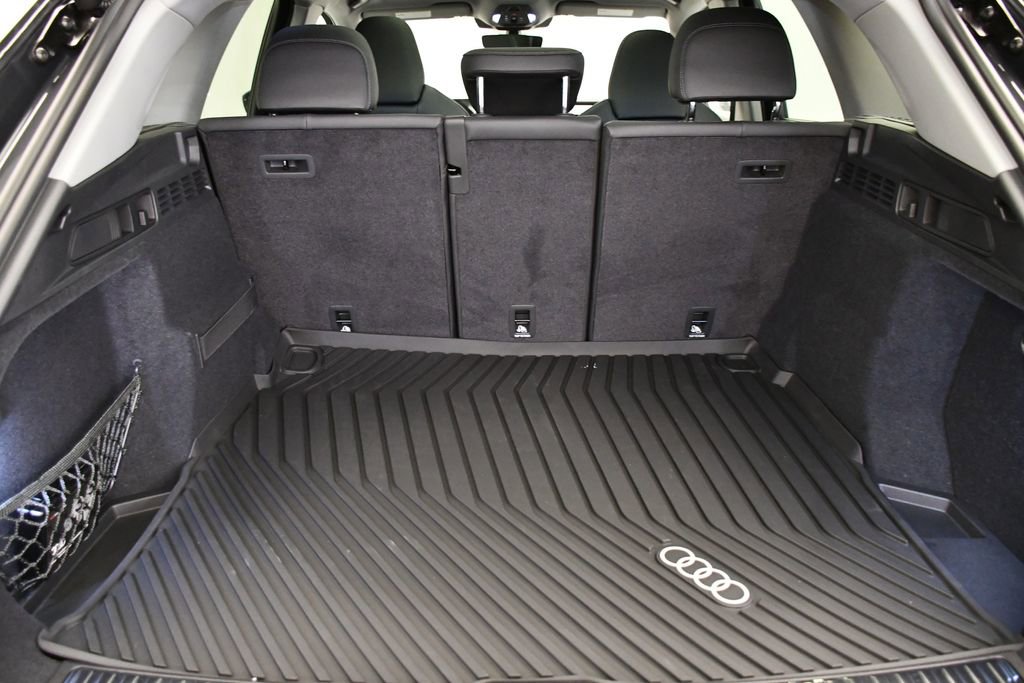 Used 2025 Audi Q5 Premium Plus w/ Premium Plus AWD/4WD image 54
