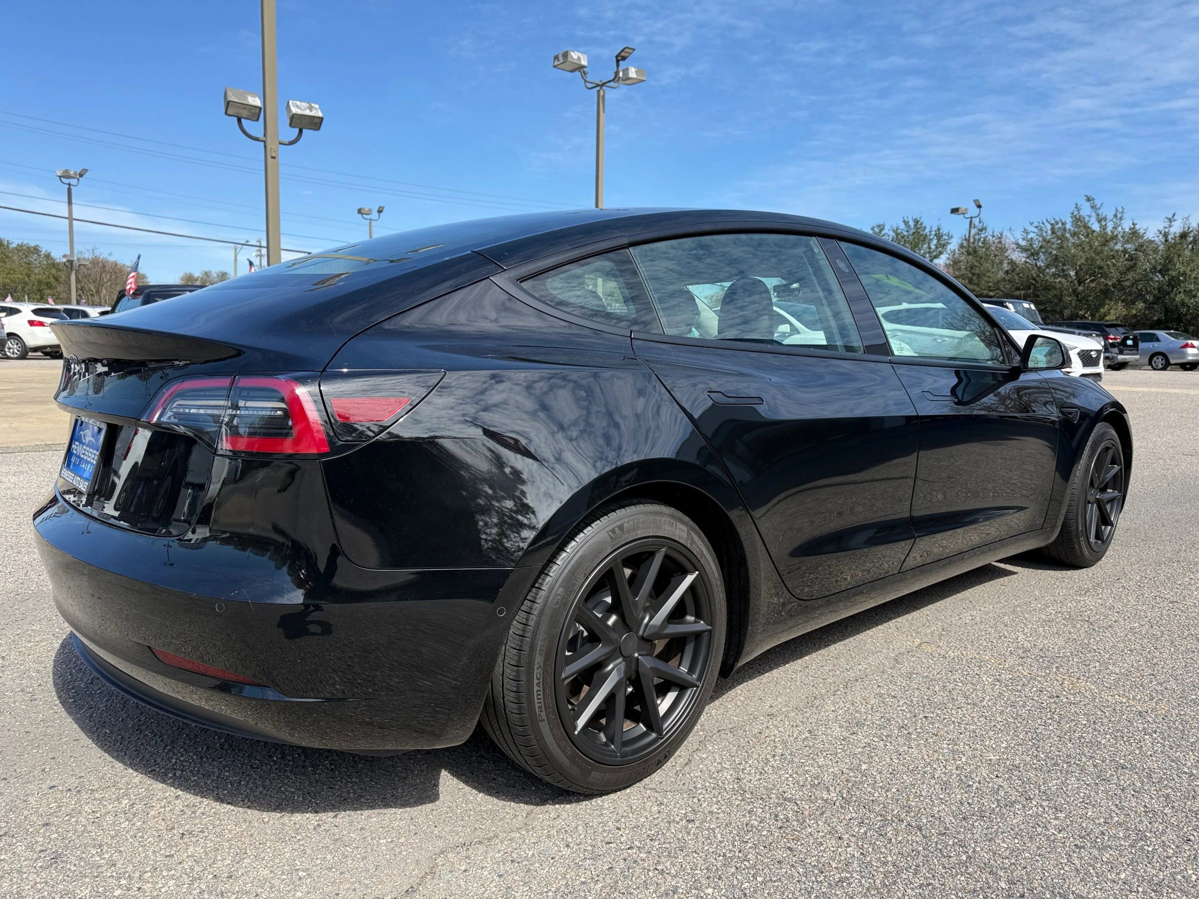 Used 2021 Tesla Model 3 Standard Range Plus image 21