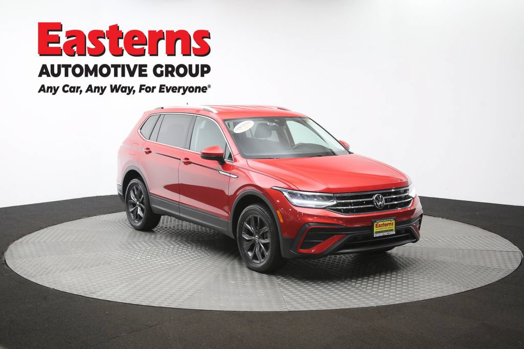 Used 2023 Volkswagen Tiguan SE AWD/4WD image 47
