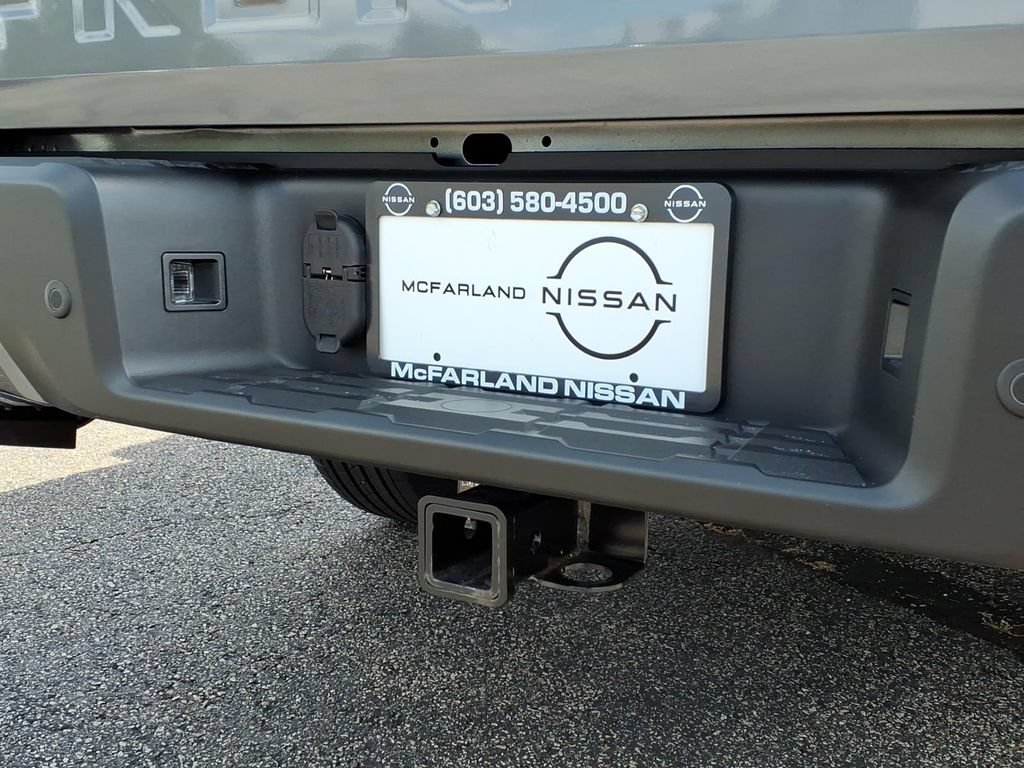 Certified 2023 Nissan Frontier SV w/ Technology Package AWD/4WD image 11