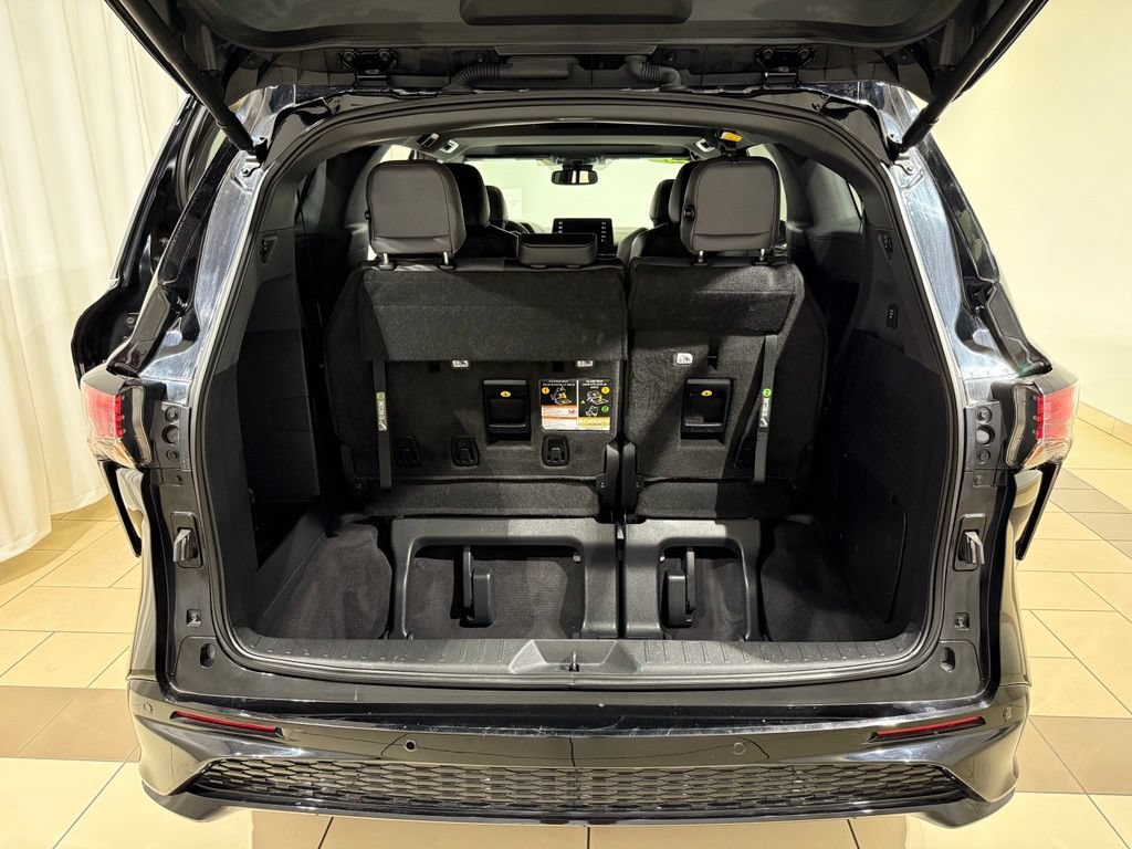 Certified 2023 Toyota Sienna XSE w/ XSE Plus Package AWD/4WD image 11