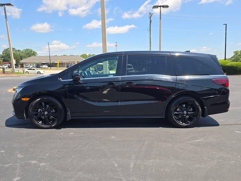Used 2023 Honda Odyssey Sport image 6