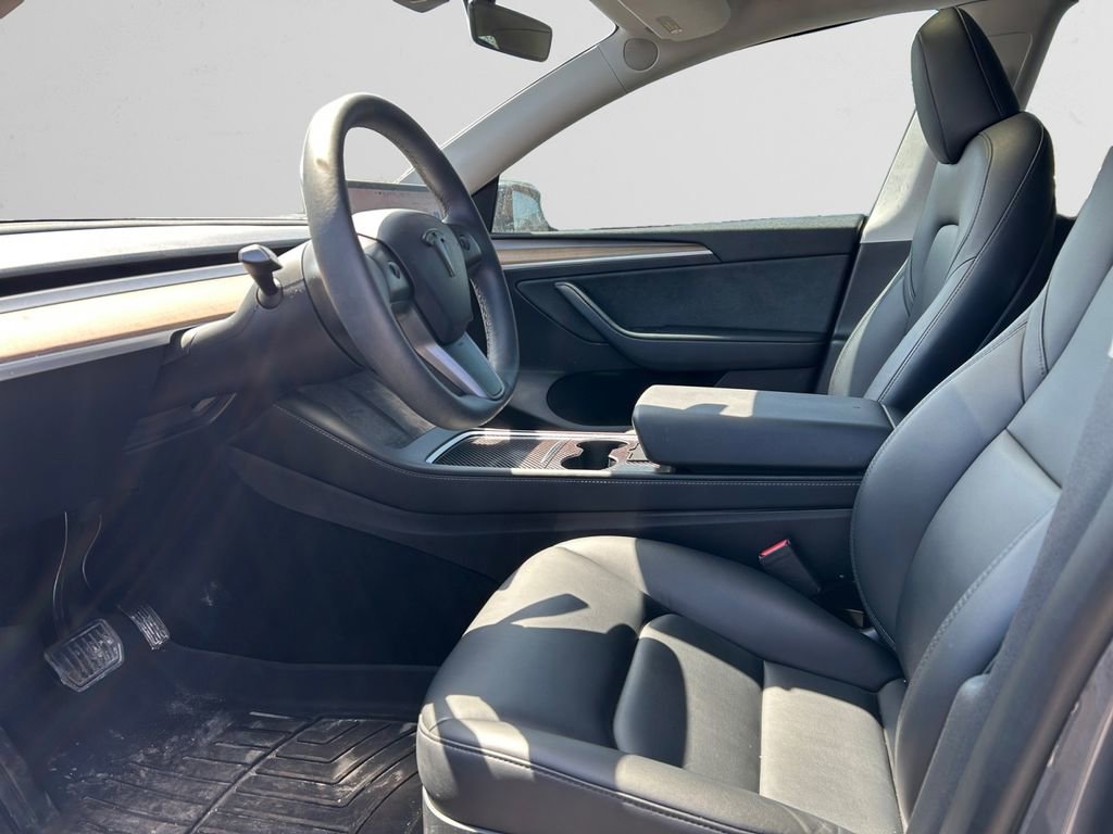 Used 2023 Tesla Model Y Long Range AWD/4WD image 10