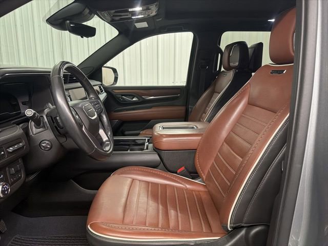 Used 2023 GMC Yukon XL Denali Ultimate image 14