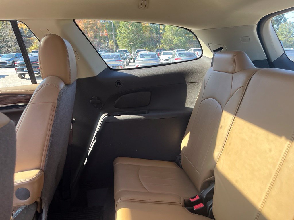 Used 2017 Buick Enclave Leather w/ Enclave Tuscan Edition AWD/4WD image 31