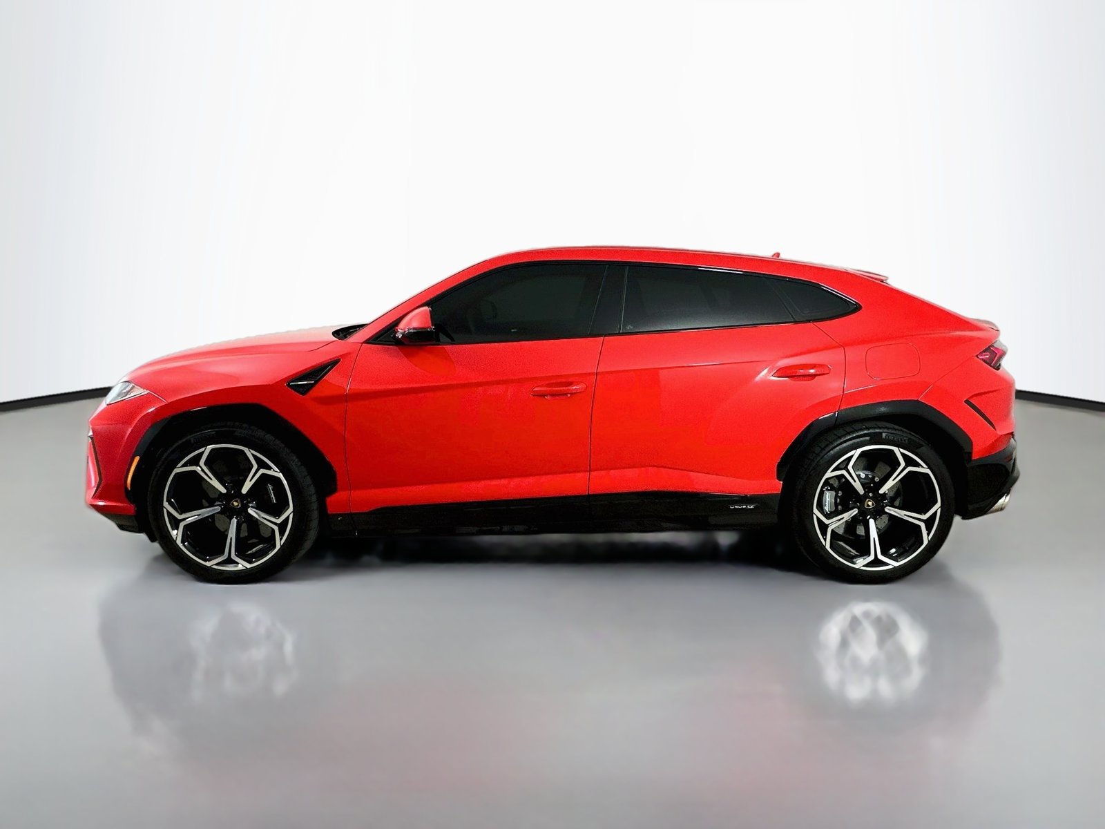 Used 2025 Lamborghini Urus S AWD/4WD image 8