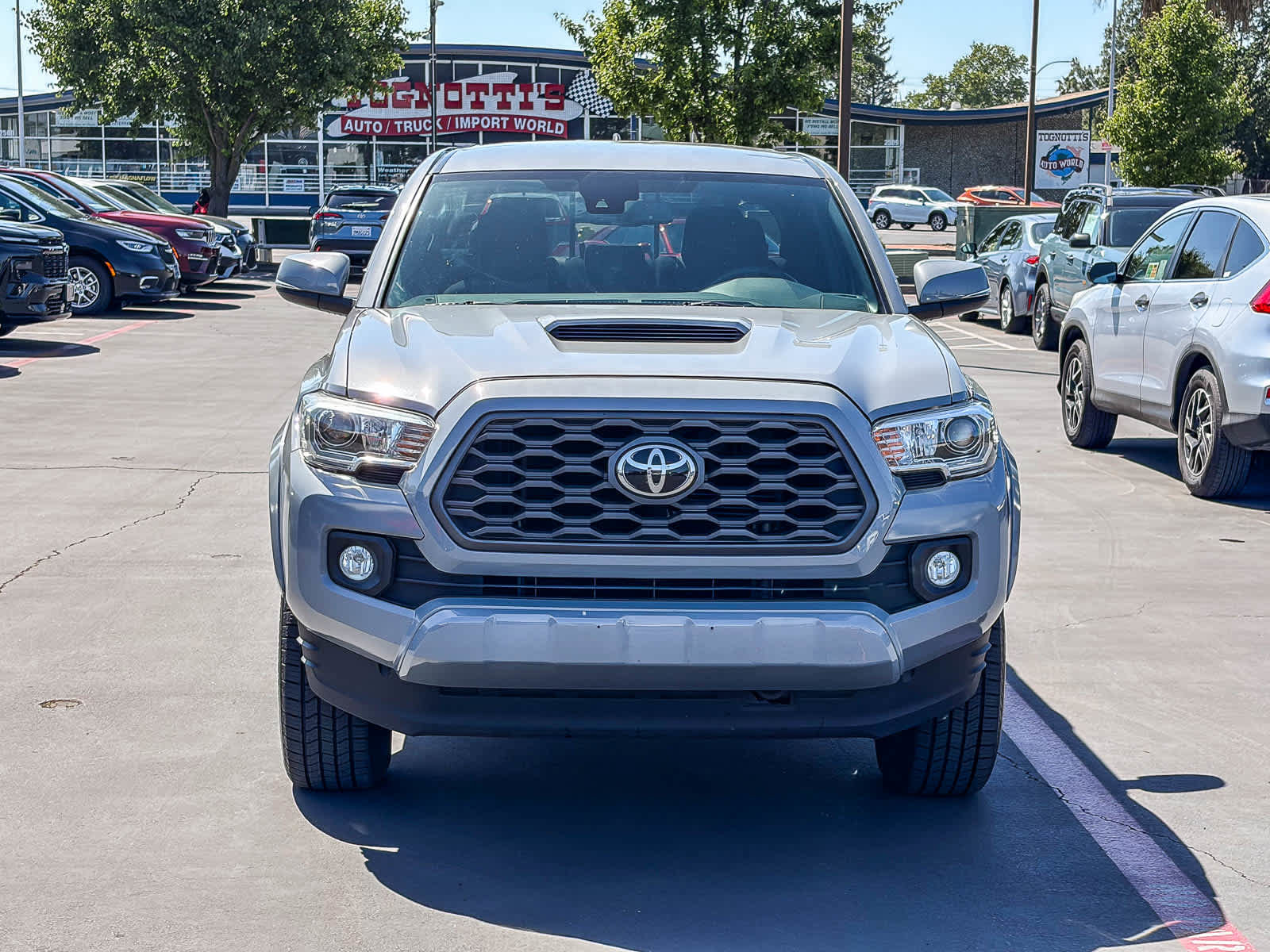 Used 2020 Toyota Tacoma TRD Sport AWD/4WD image 6