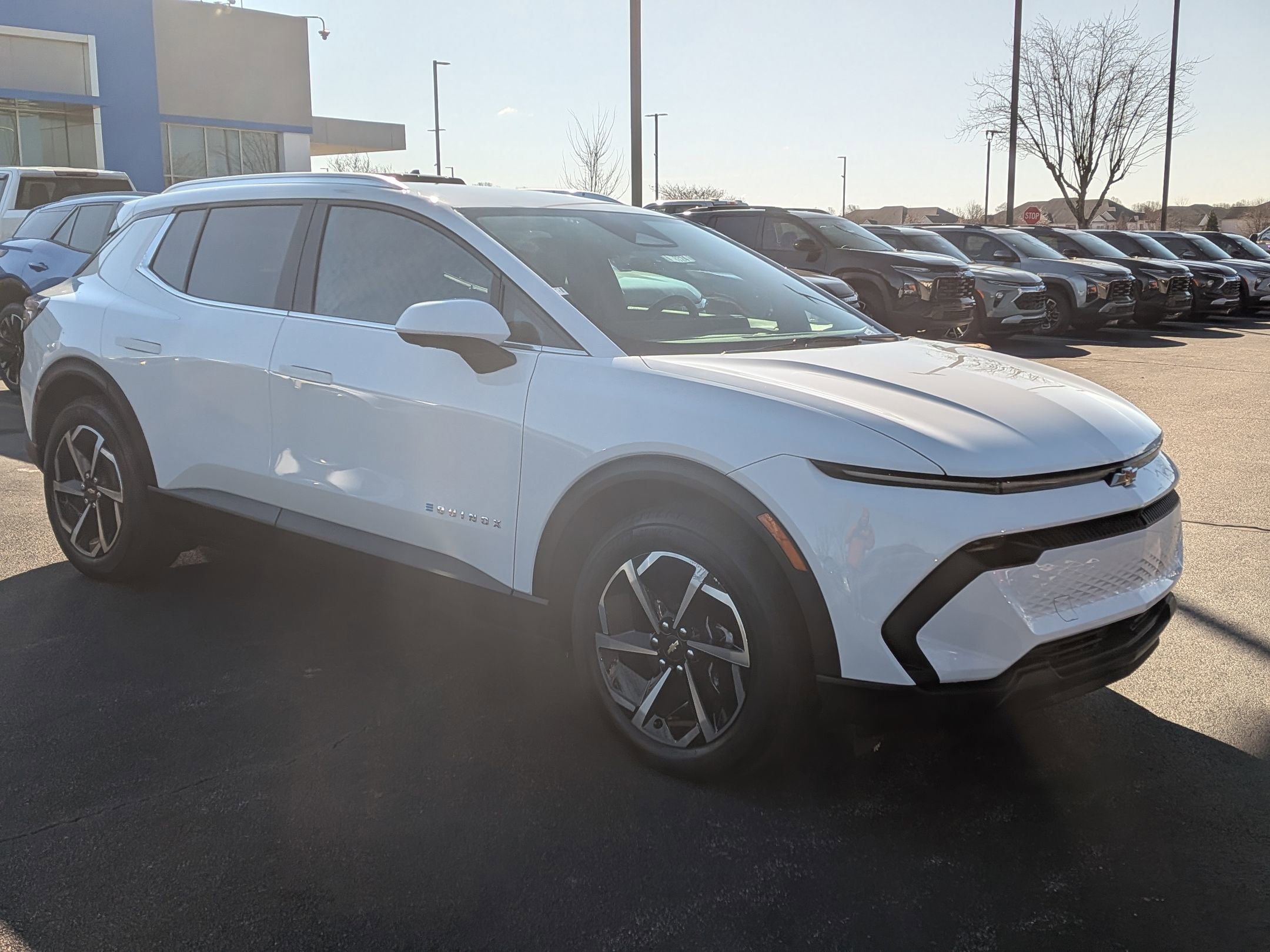 New 2026 Chevrolet Equinox EV LT image 12