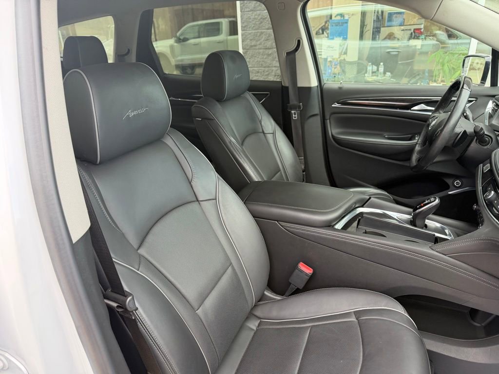 Used 2021 Buick Enclave Avenir w/ Avenir Technology Package image 6