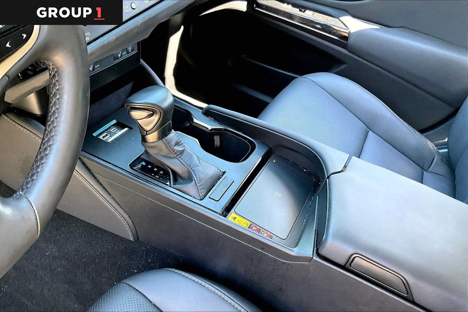 Certified 2025 Lexus ES 350 w/ Premium Package FWD image 14