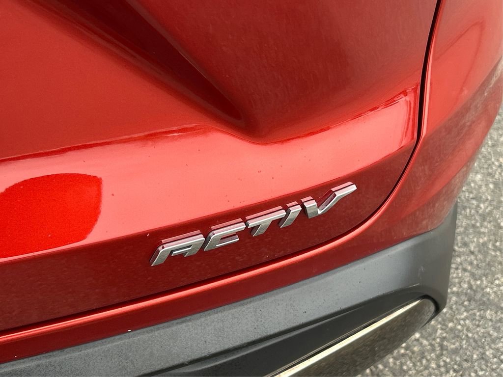 Used 2024 Chevrolet Trax ACTIV image 17