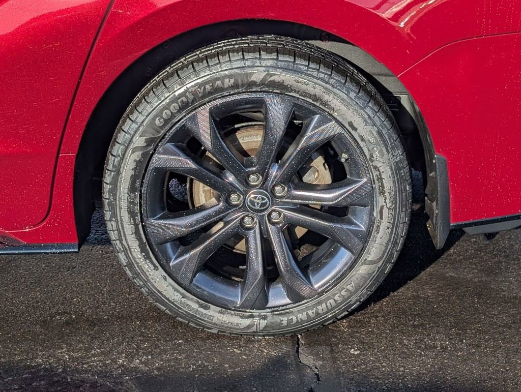 Used 2022 Toyota Sienna XSE image 16