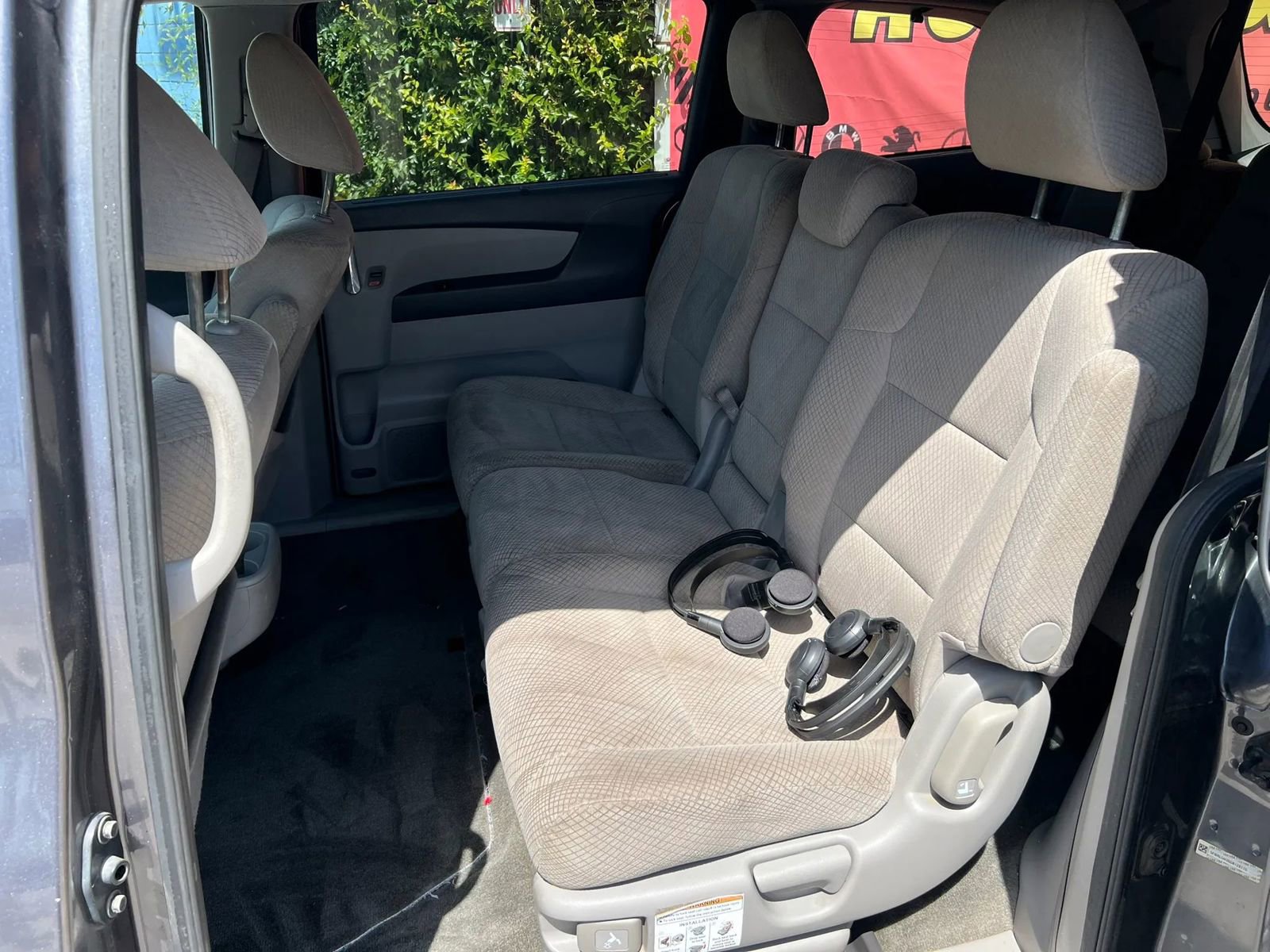 Used 2016 Honda Odyssey SE image 9