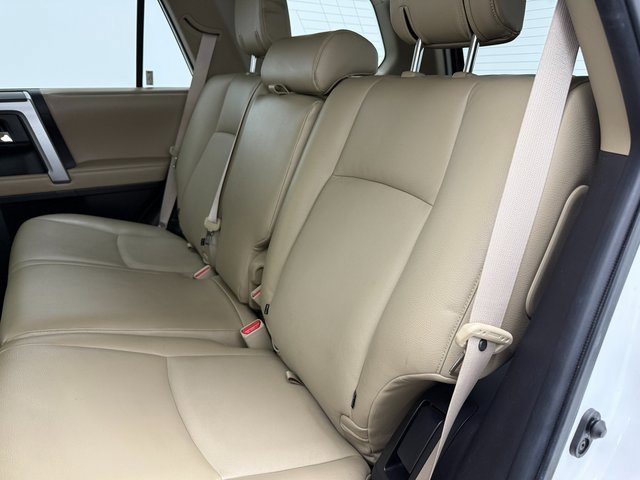 Used 2015 Toyota 4Runner SR5 image 34