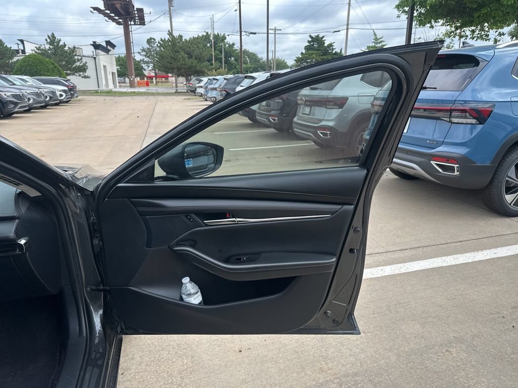 Used 2025 MAZDA MAZDA3 s FWD image 21