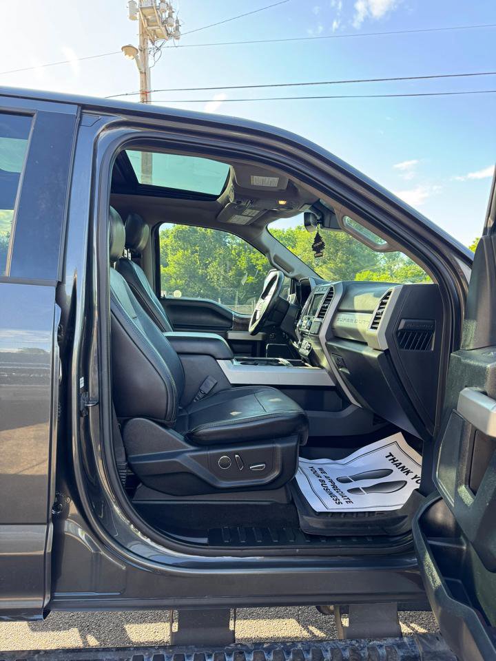 Used 2018 Ford F250 Lariat w/ Lariat Ultimate Package AWD/4WD image 18