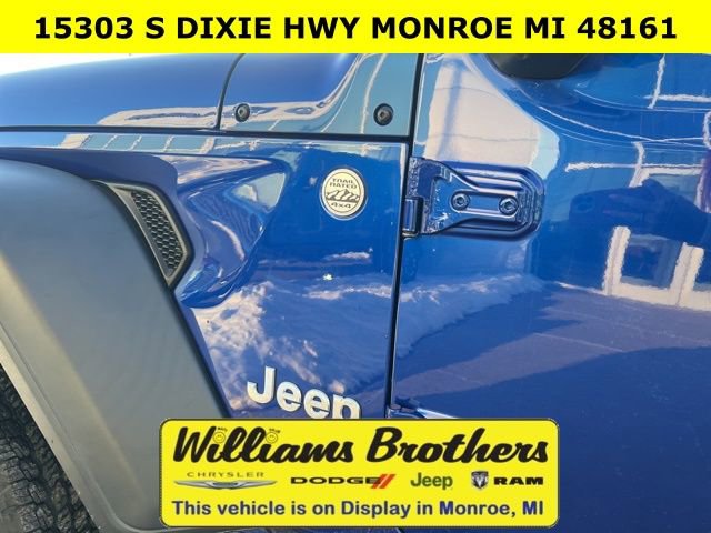 Used 2018 Jeep Wrangler Sport image 14