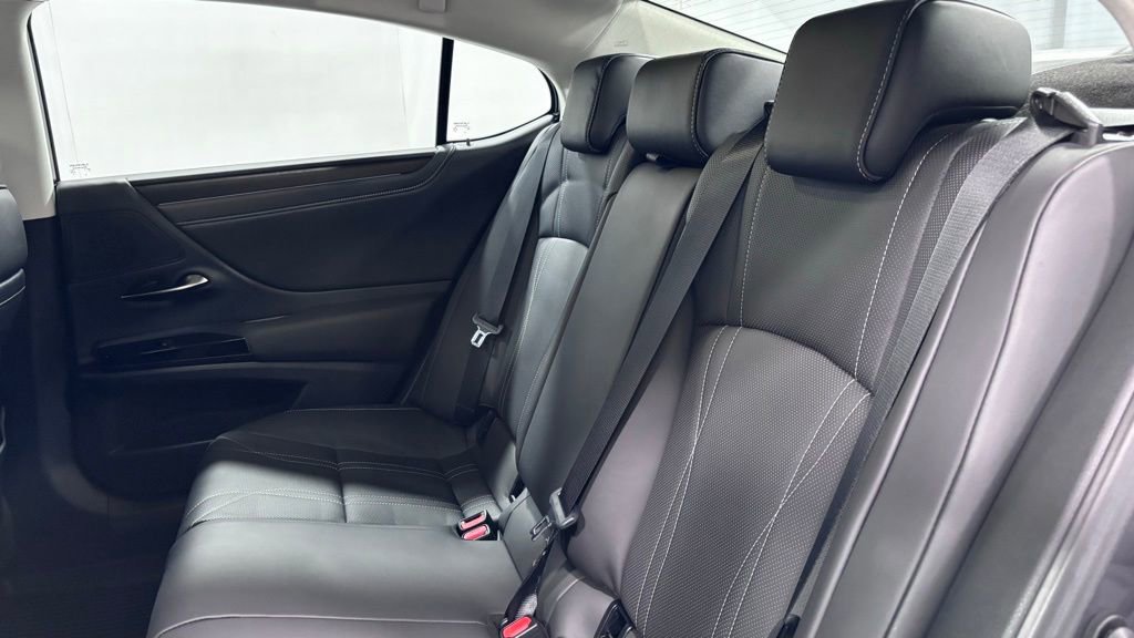 Used 2023 Lexus ES 350 Luxury w/ Accessory Package (Z1) image 21